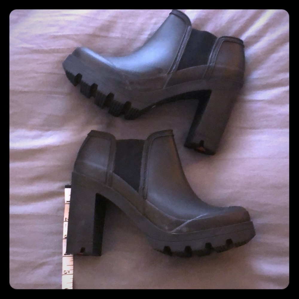 Hunter high heel rain boots. Size 10 US
